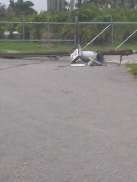 Redlands Mobile Park Picture 7