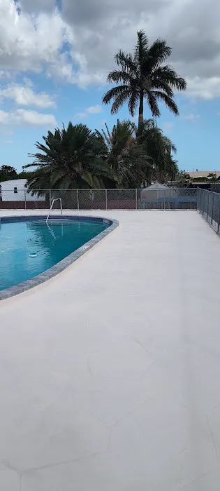 Aquarius Mobile Home & RV Park Picture 1