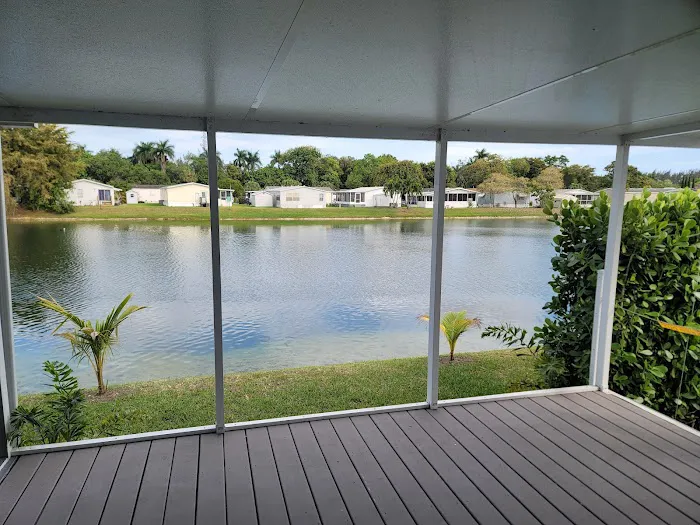 Gateway Estates Park Condo Picture 5