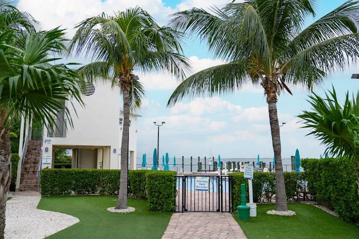 Keys Palms RV Resort Picture 8