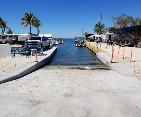 Kings Kamp RV Park, Marina, Hotel Rooms