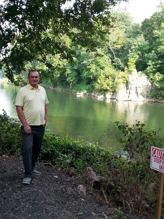 Laural Commons Picture 9