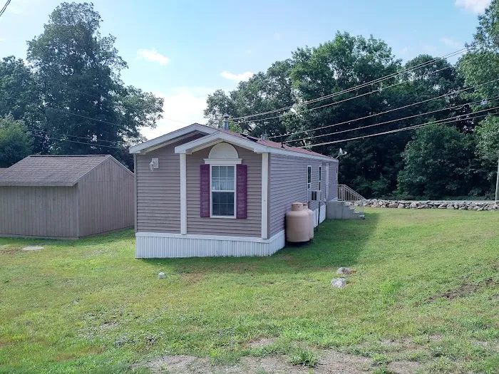 Tilting Rock Mobile Home Community Picture 3