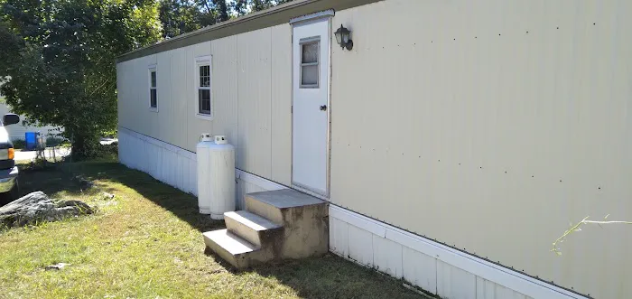 Tilting Rock Mobile Home Community Picture 9