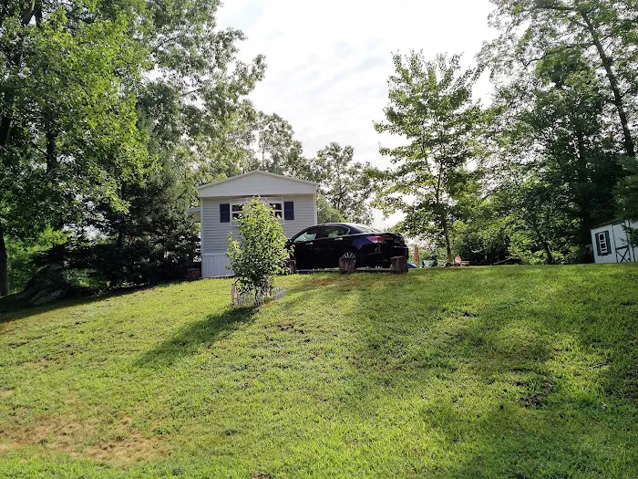 Tilting Rock Mobile Home Community Picture 7