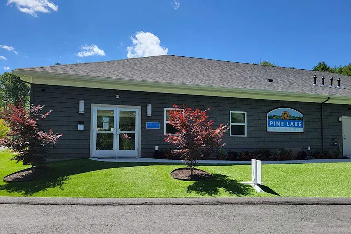 Pine Lake RV Resort & Cottages Picture 9