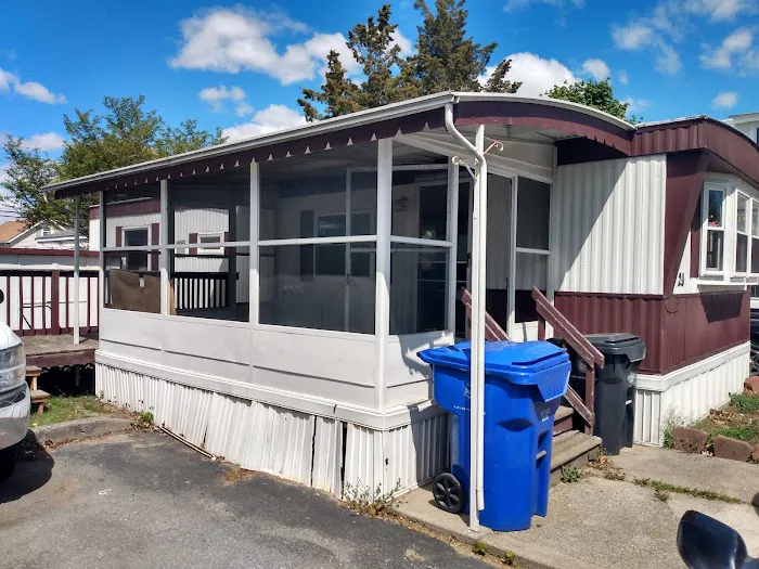 Maple Meadows Picture 3