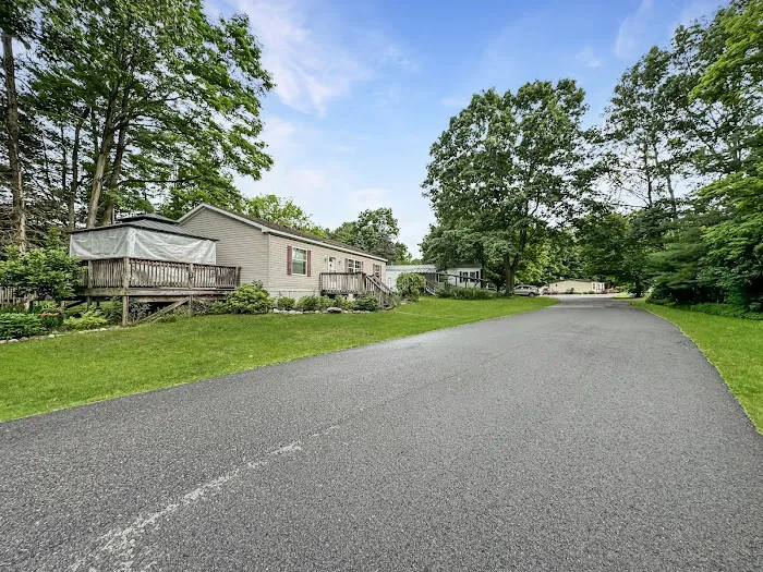 Country Manor Picture 4