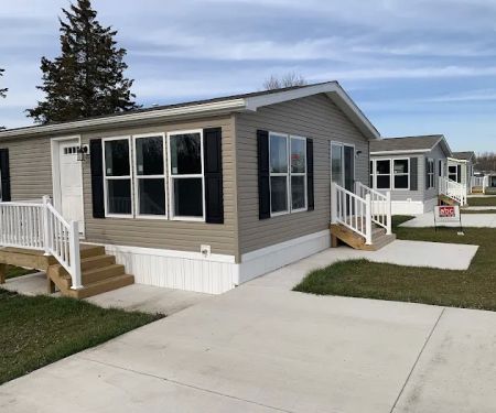 Cedar Manor & Pine Manor