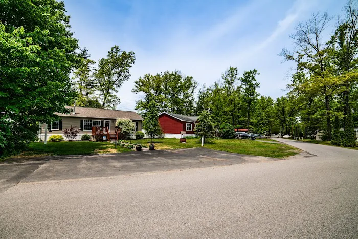 Saratoga Village Mobile Home Park Picture 2
