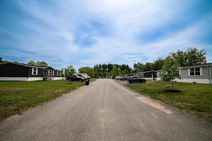 Saratoga Village Mobile Home Park Picture 5