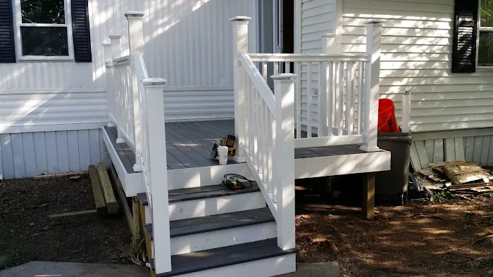 Oak Hill Mobile Home Park Picture 3
