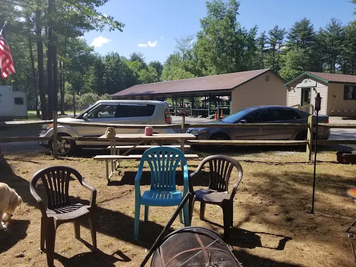 Sun Retreats Adirondack Gateway Picture 7