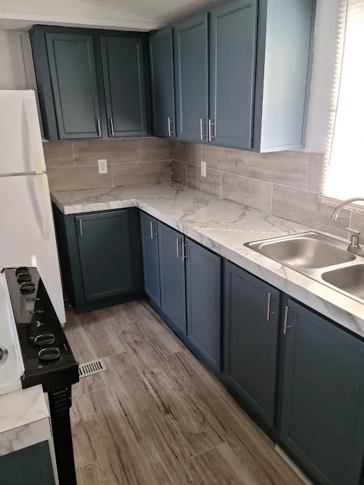 Liberty Mobile Home Park Picture 6