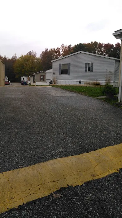 Penwood Mobile Home Park Picture 6