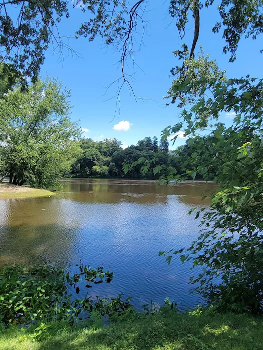 Tri-State RV Park Picture 9