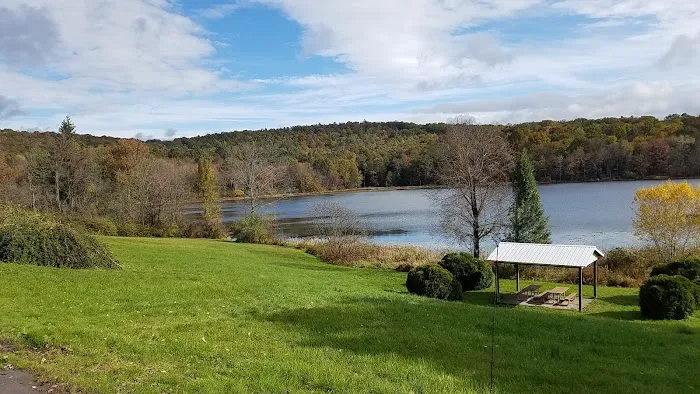 Oakwood Lake Village Picture 3