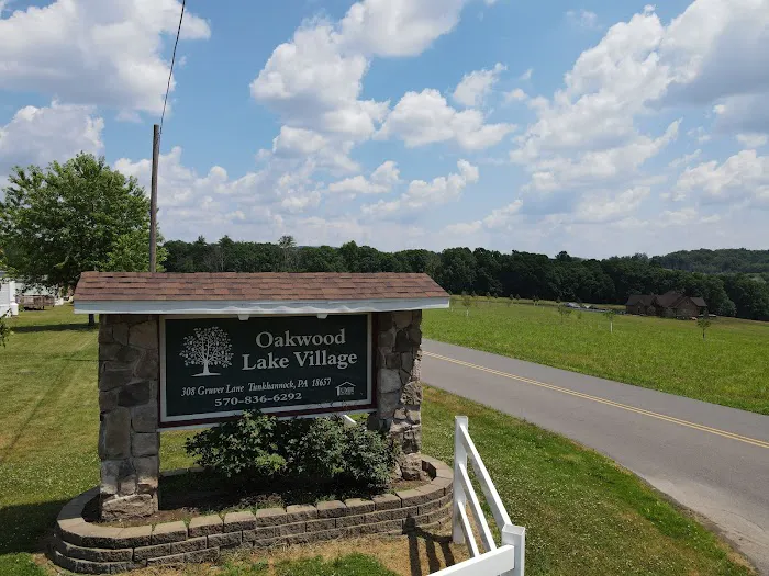 Oakwood Lake Village Picture 6