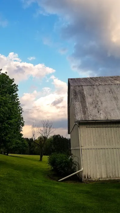 Melanie Manor Home Estates LLC Picture 7