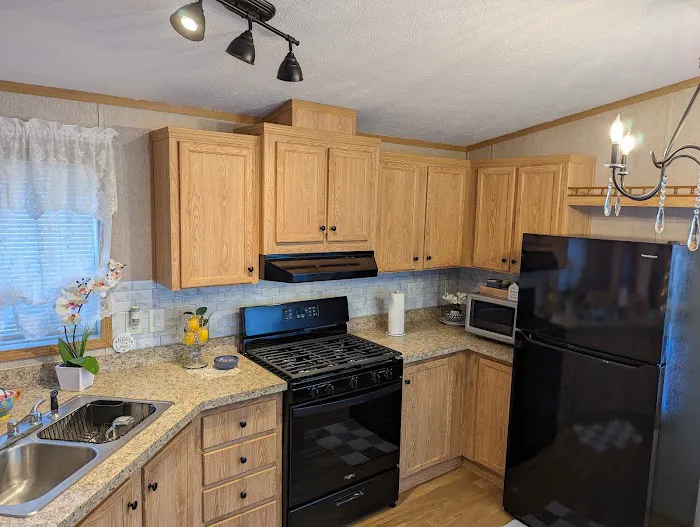 Progress Ridge Mobile Home Park Picture 2