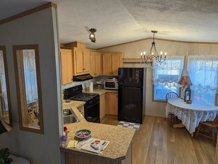 Progress Ridge Mobile Home Park Picture 3