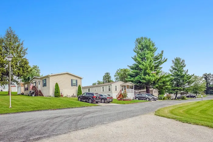 New Oxford Commons Manufactured Home Community Picture 7