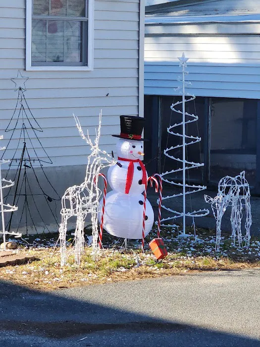 Saugus Mobile Home Park Picture 1