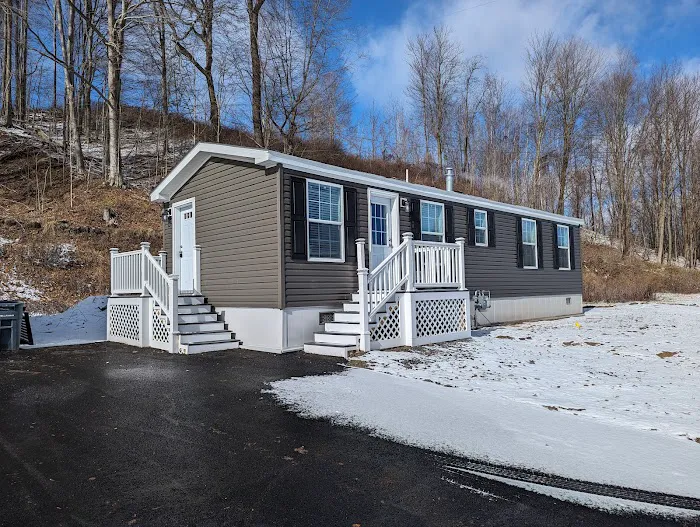 Whitestown Homes Picture 5