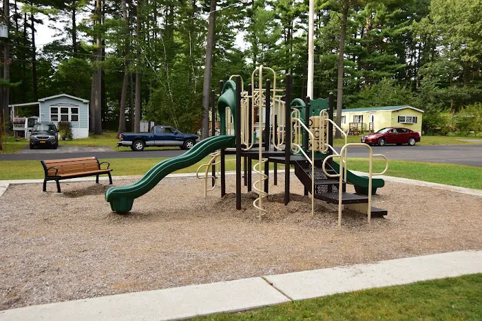 Forest Park Manufactured Home Community Picture 1