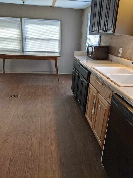 Lantern Hill Mobile Home Park Picture 5