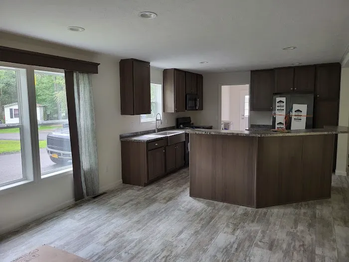 Shady Acres Mobile Home Park Picture 5