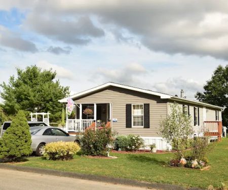 New Twin Lakes Village Manufactured Home Community