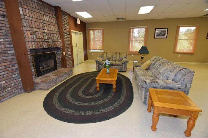 New Twin Lakes Village Manufactured Home Community Picture 8