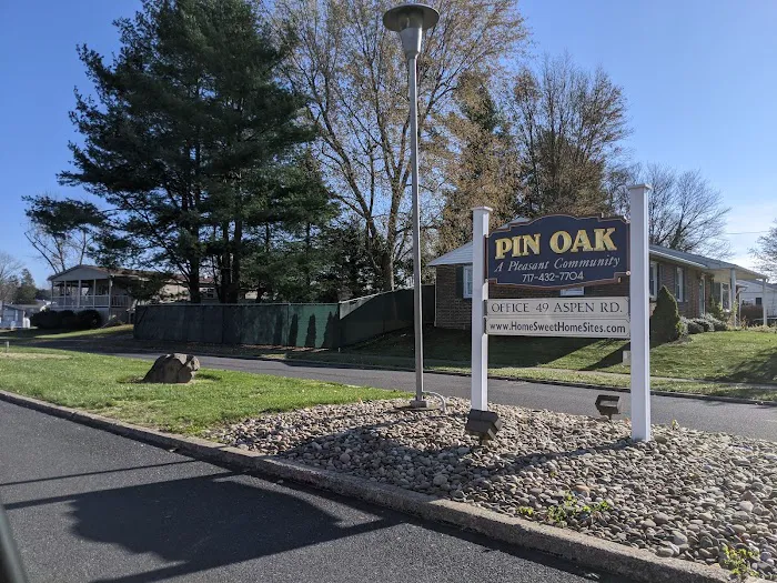 Pin Oak Mobile Home Community Picture 3