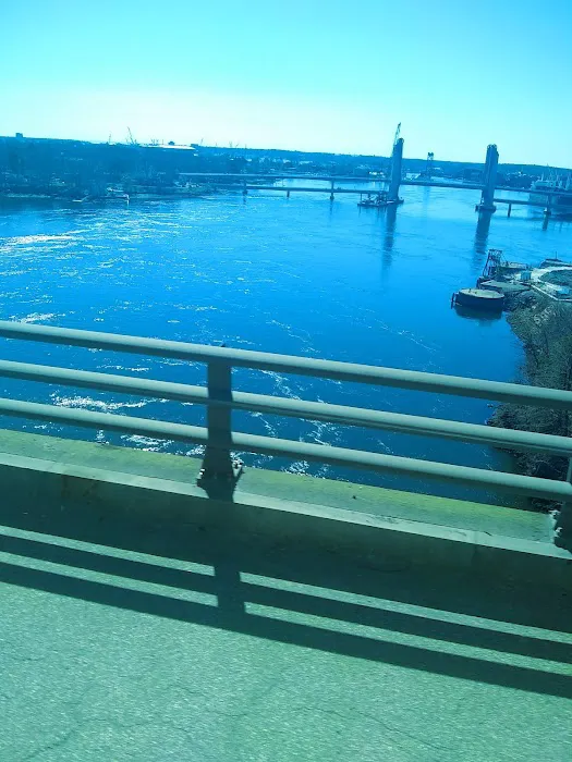 Yankee Commons Mobile Home Community Picture 1