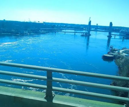 Yankee Commons Mobile Home Community