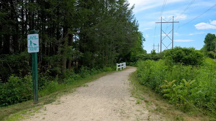 Farmwood Village Picture 9