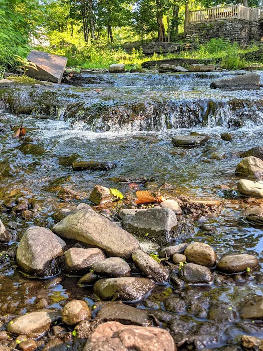 Rock Ledge Campground and RV Park Picture 10