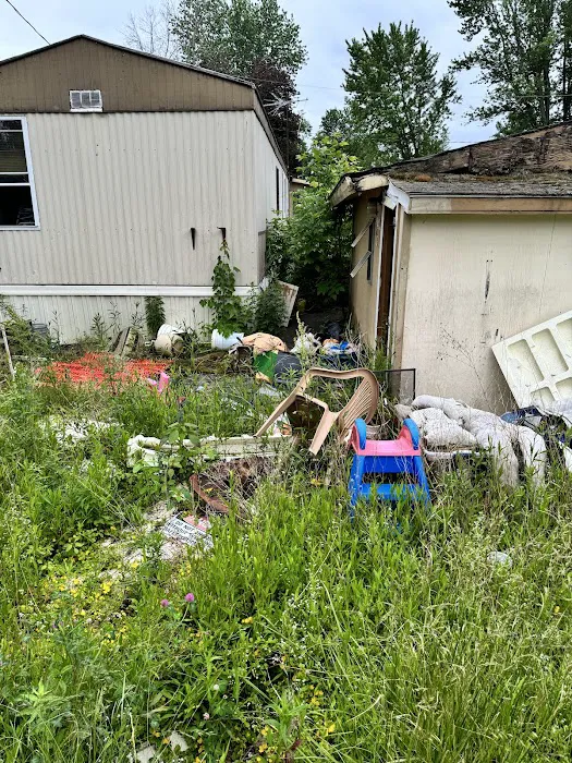 Roxbury Estates Picture 5