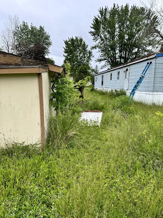 Roxbury Estates Picture 4