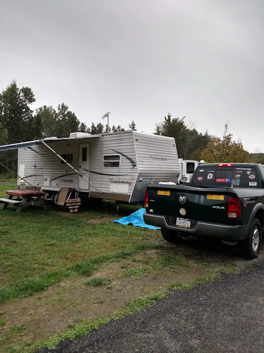 Streamside RV Park and Golf Course Picture 9