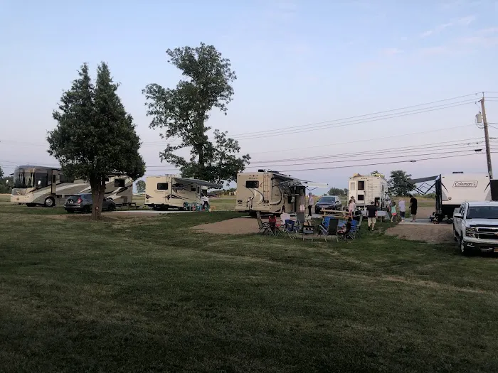 River wind manufactured housing community and campground Picture 3