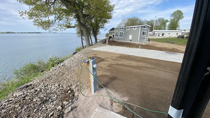 River wind manufactured housing community and campground Picture 2