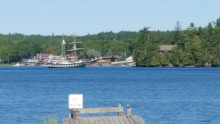 Bartons & Healys Trailer Park Picture 4