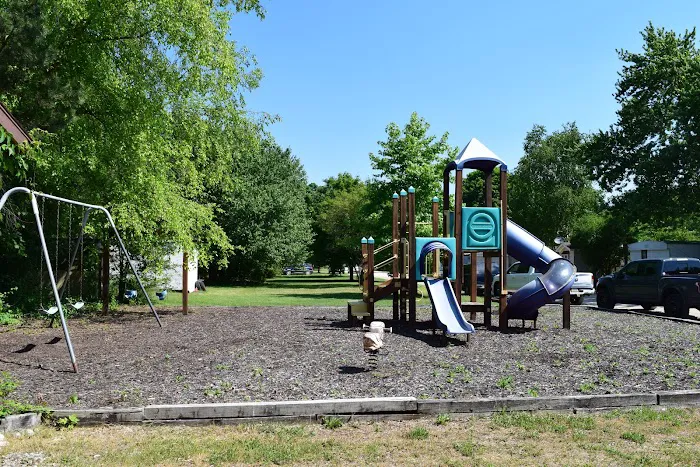 Starlight Mobile Home Park Picture 1