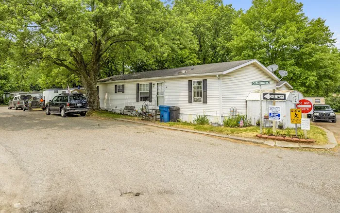 Fairlane Estates Picture 5