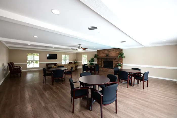 Stratford Villa Picture 4
