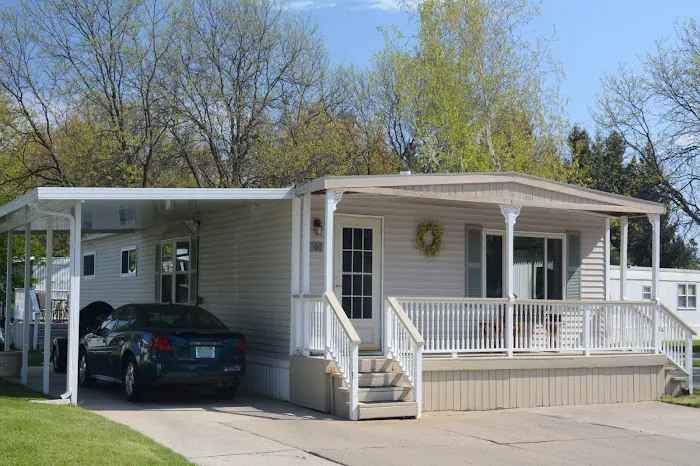 Crestview Manor Mobile Home Community Picture 1