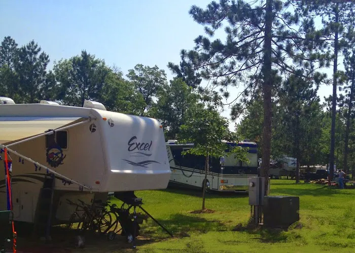 Wildwedge RV Park Picture 3