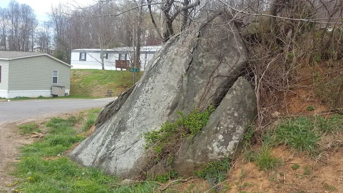 Forrest Hills Mobile Home Community Picture 5